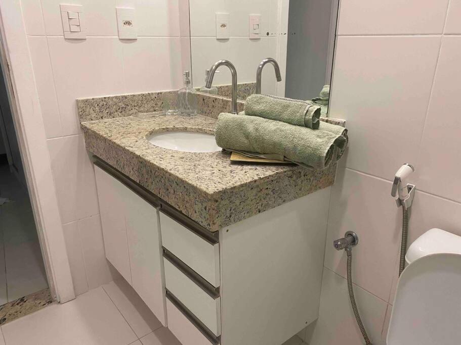 Amplo E Acesso A Apartment Salvador
